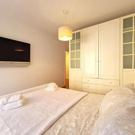 Delia Apartment Gijon