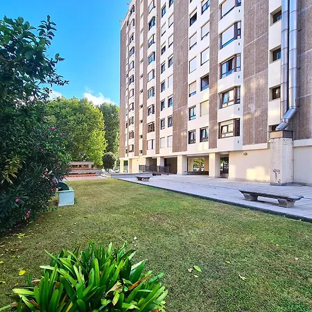Delia Apartment *